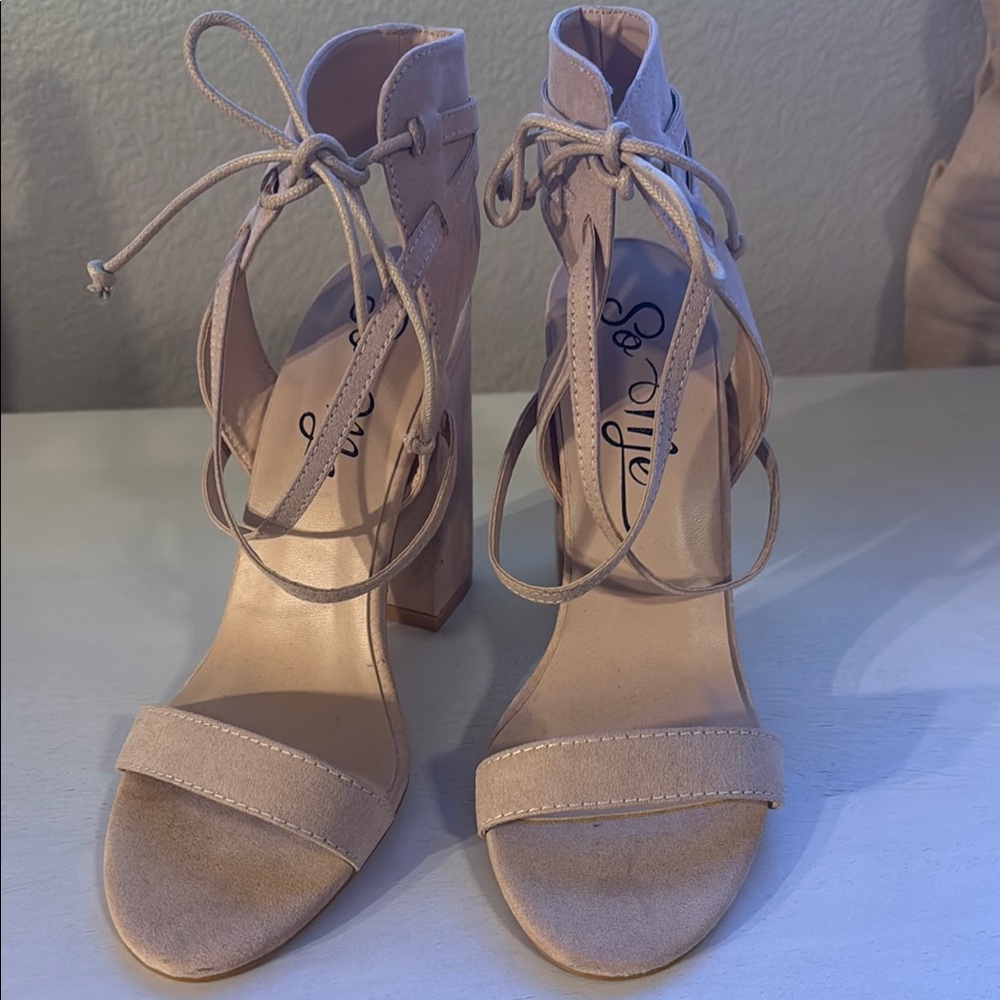 So Me Tan High Chunky Heel Sandals